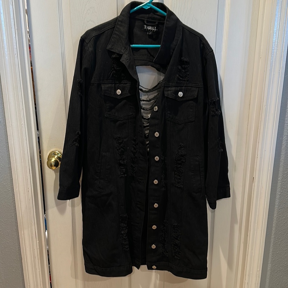 Thrill Denim Collection-black distressed / ripped Long Jean Jacket size 1x